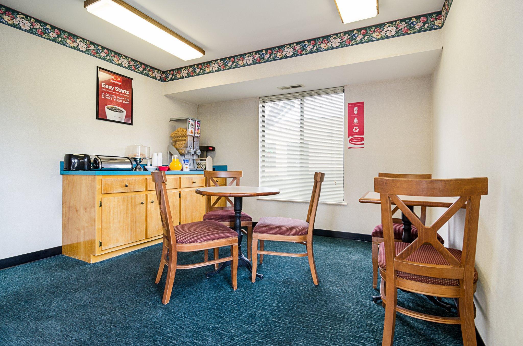 Econo Lodge Richmond Esterno foto