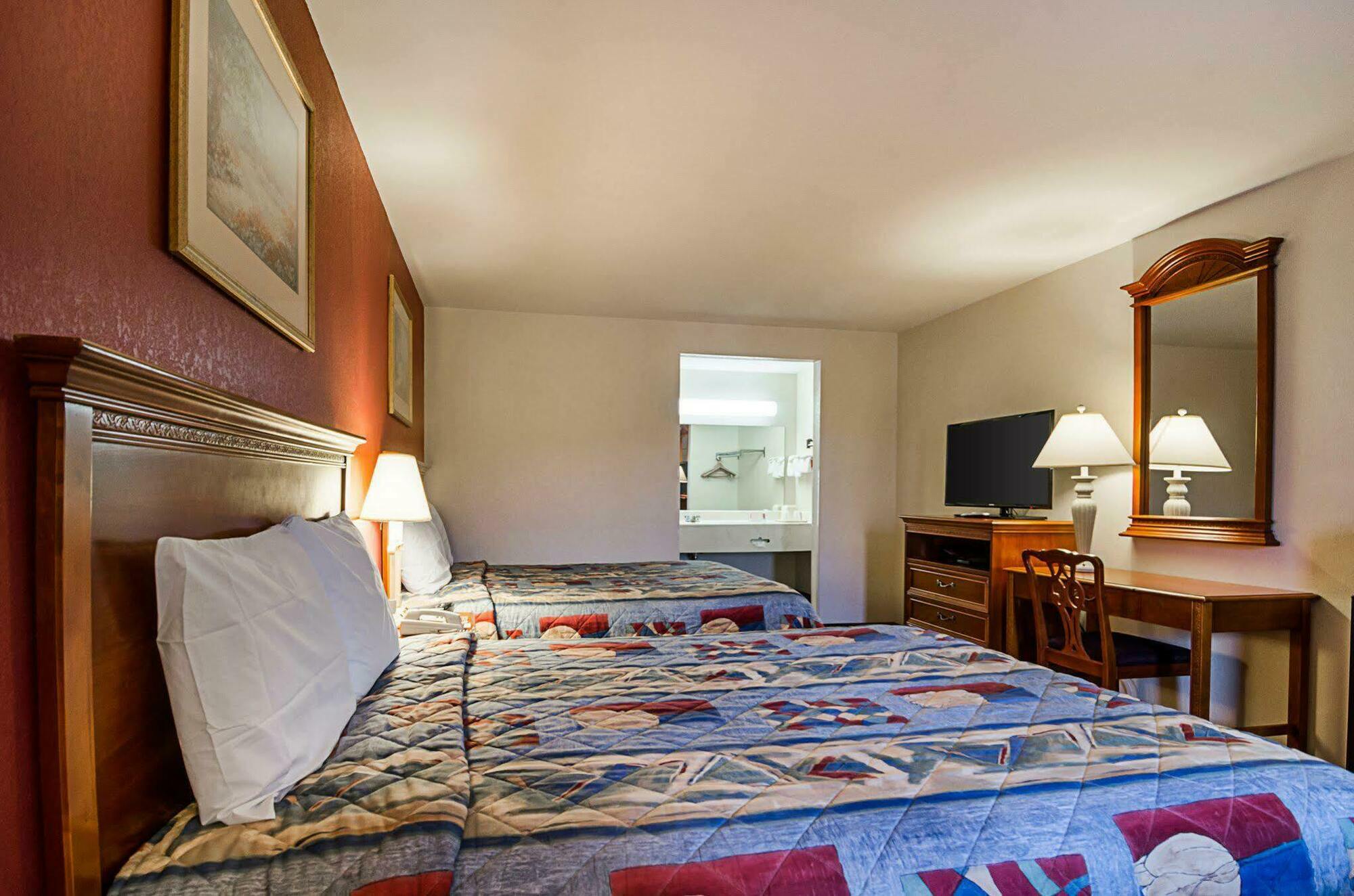 Econo Lodge Richmond Esterno foto